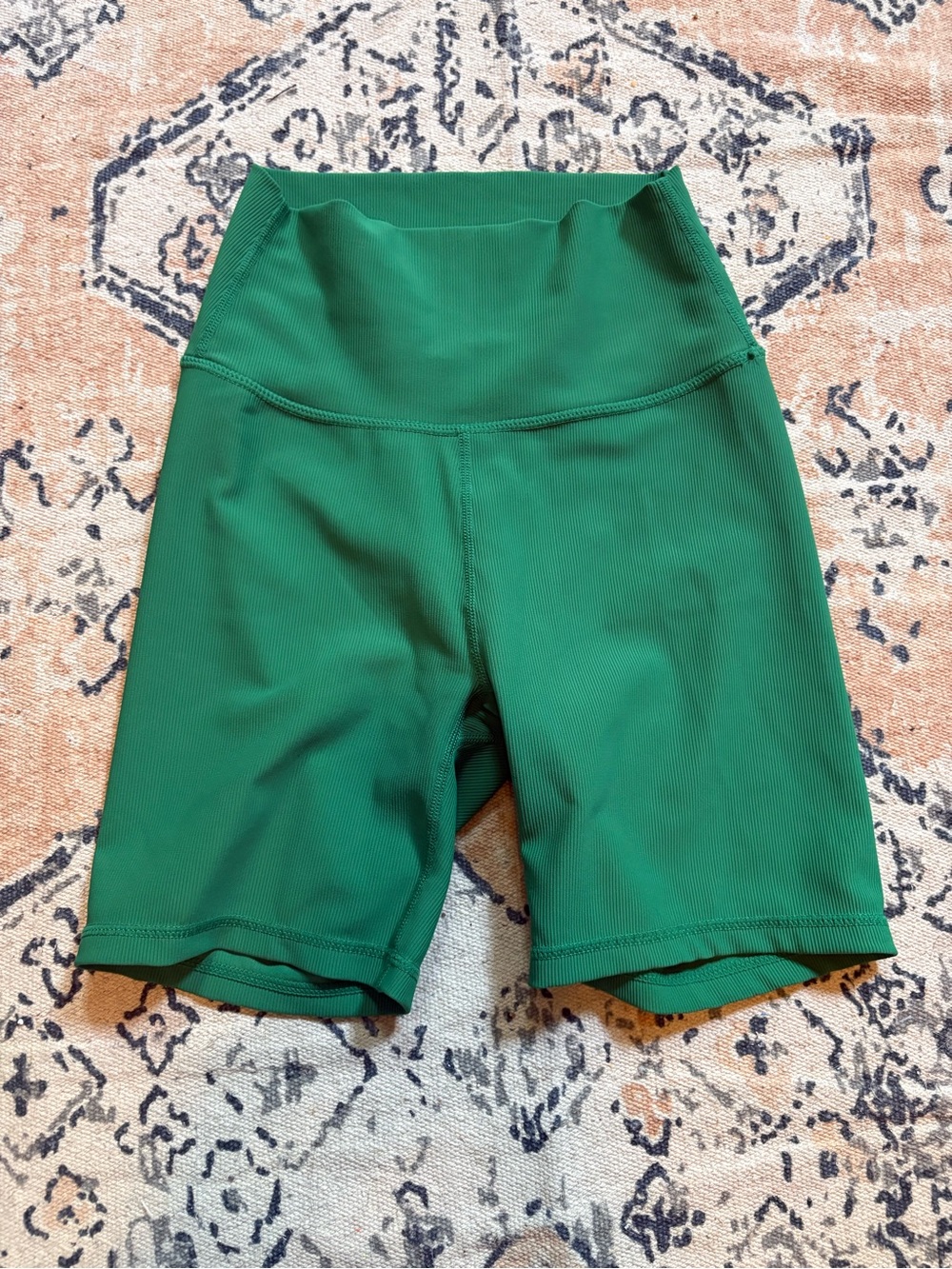 High-Rise Green Women’s Bike Shorts — Supportive Everyday Activewear